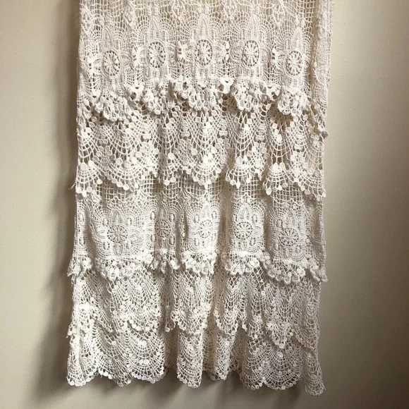 𝅺CREAM lace and crochet overlay - Picture 4 of 6